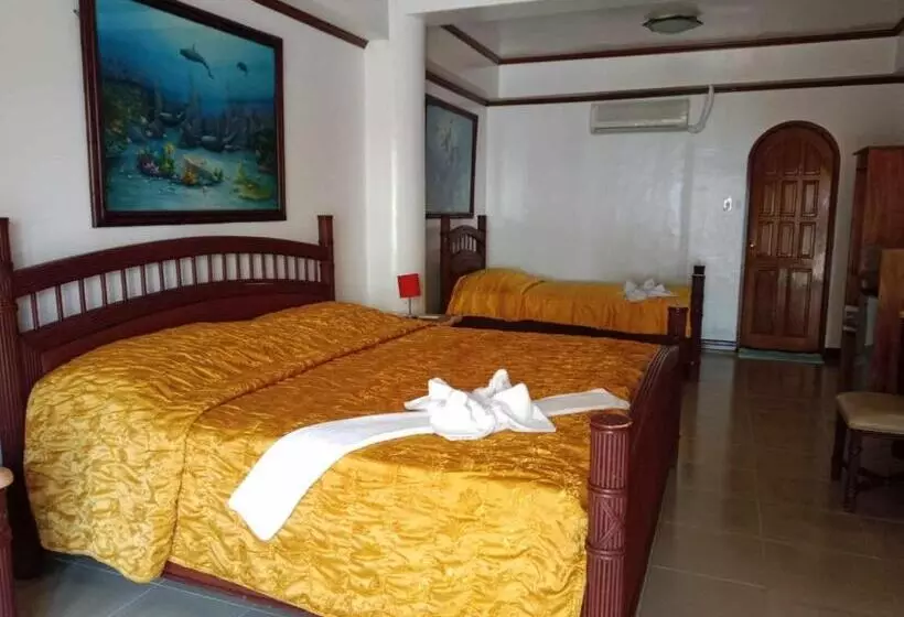 Hotelli Lalaguna Beach Club & Dive Centre