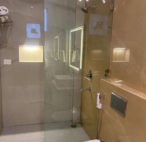 בית מלון כפרי Luxury Room In Noida Sector 132