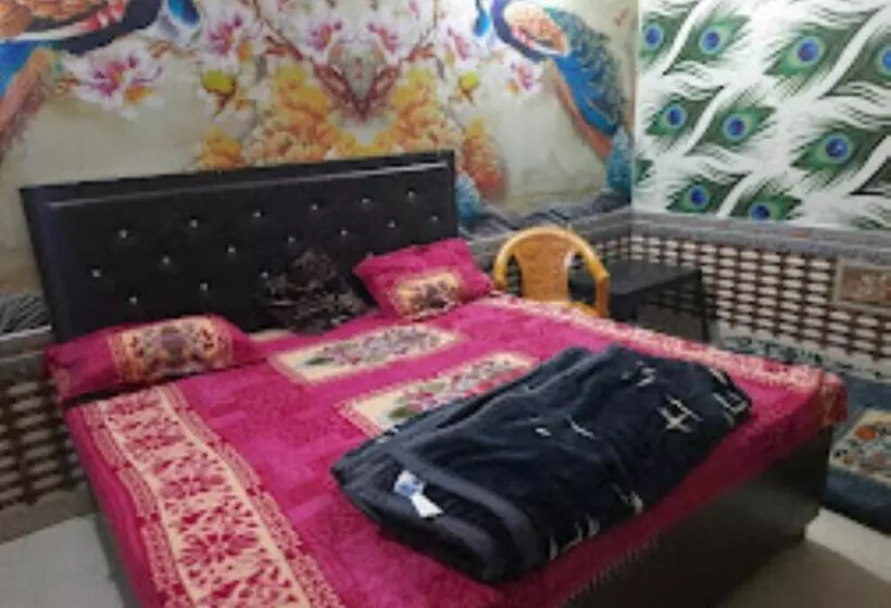 ホテル Rajdarbar Fatehpur