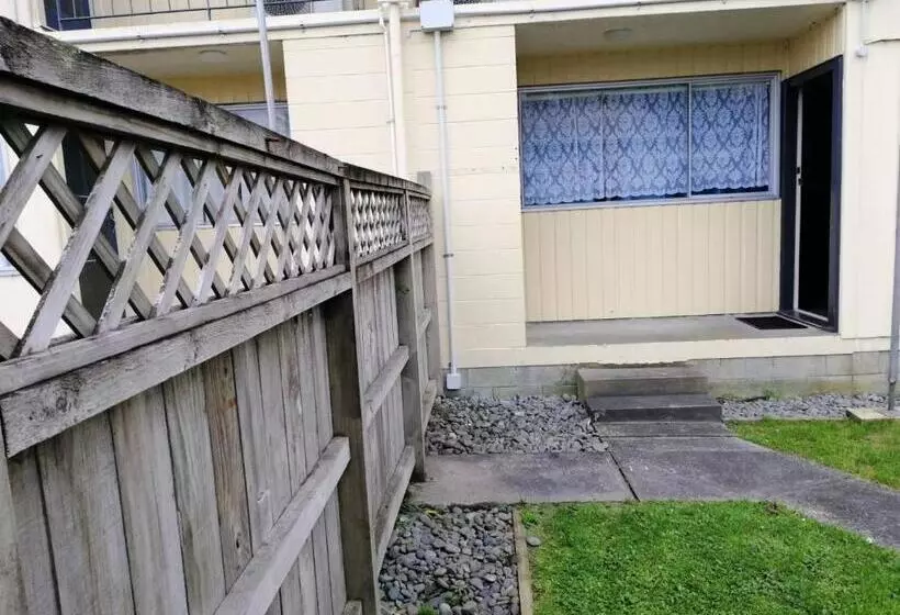 هتل Stanley Apartments