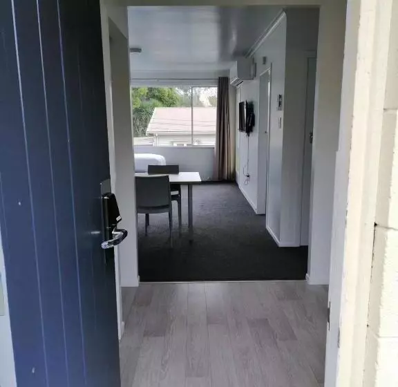 هتل Stanley Apartments