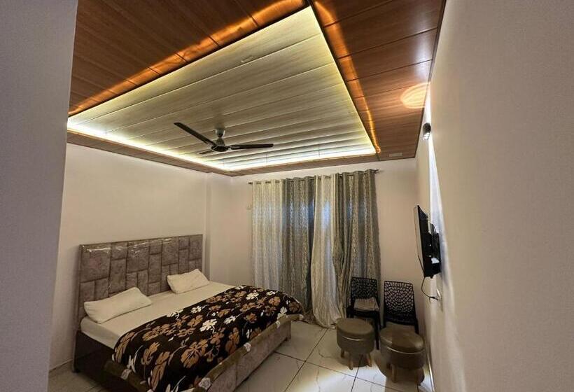 בית מלון כפרי The Kings Delight