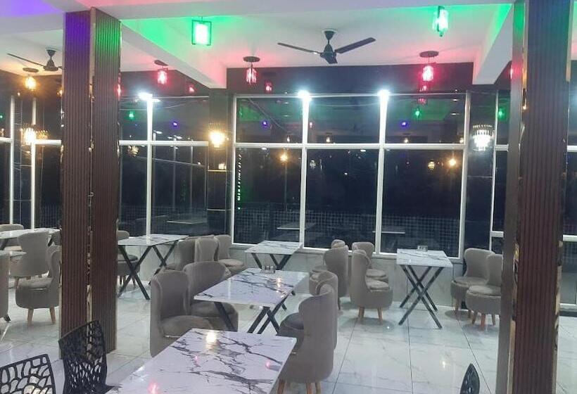 בית מלון כפרי The Kings Delight