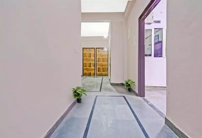 Oyo Hotel Purple Orchid