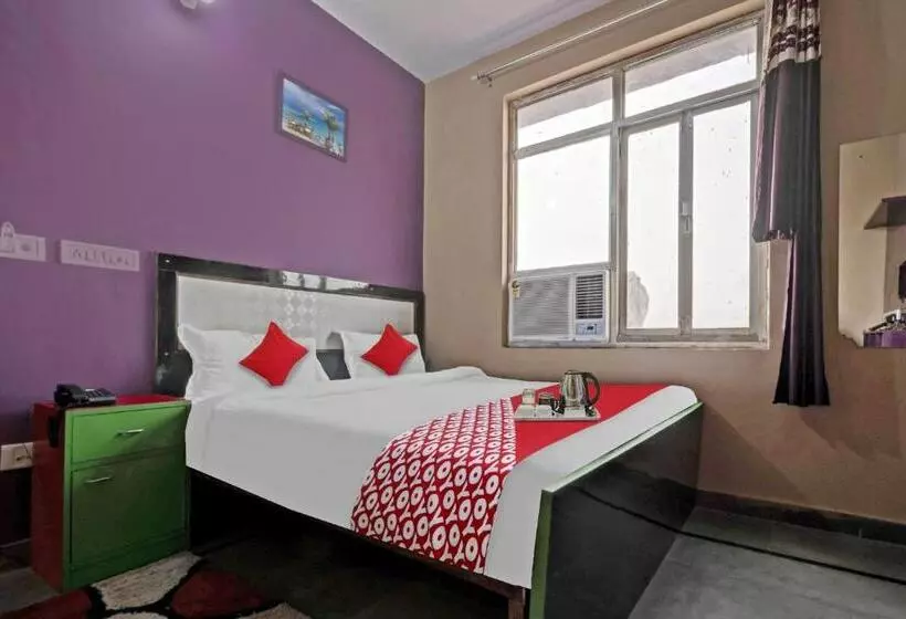 Oyo Hotel Purple Orchid