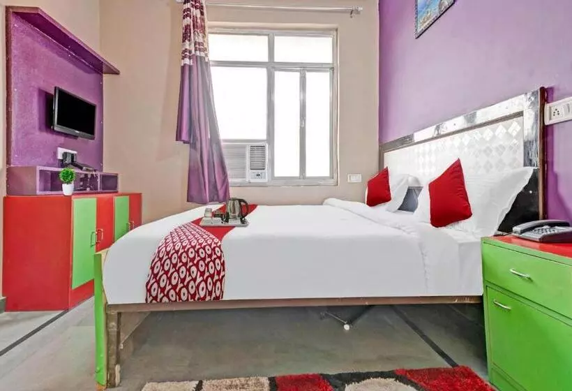 Oyo Hotel Purple Orchid