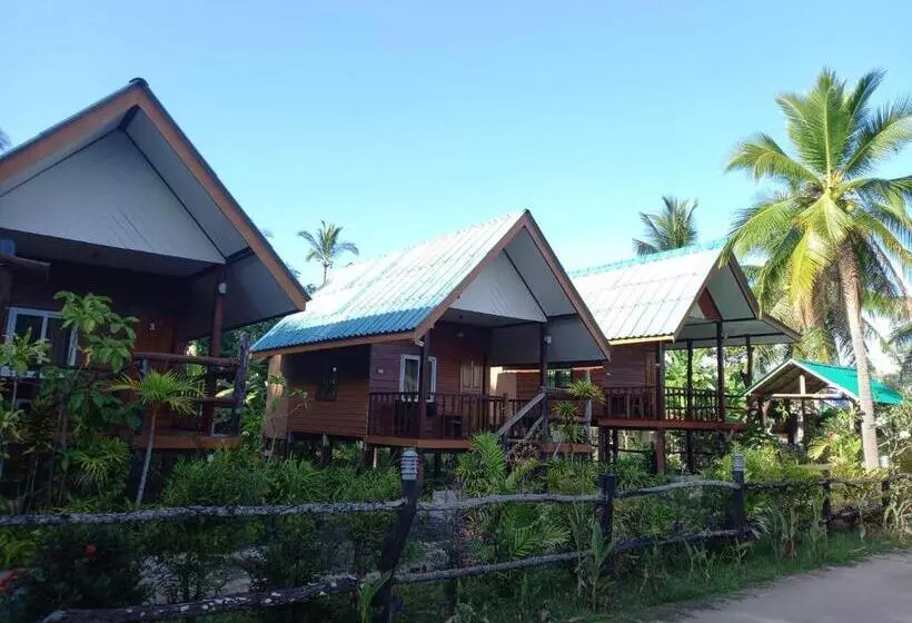 ペンション รายานี