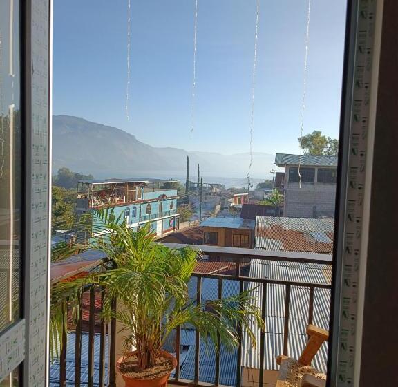 پانسیون Casa Chikuwa