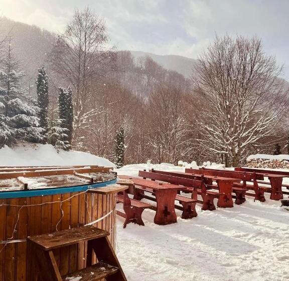 پانسیون La Mama