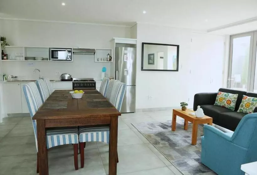 リゾートホテル Dandelion Lodge At Pinnacle Point Golf Estate