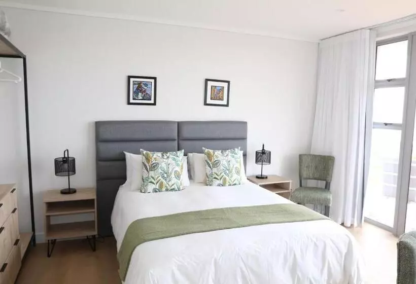 リゾートホテル Dandelion Lodge At Pinnacle Point Golf Estate
