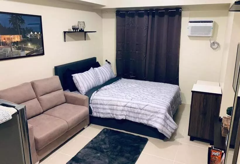 ベッドアンドブレックファースト Casa De Guapo   Ayala Serin East Taal View Condo
