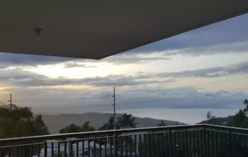 ベッドアンドブレックファースト Casa De Guapo   Ayala Serin East Taal View Condo