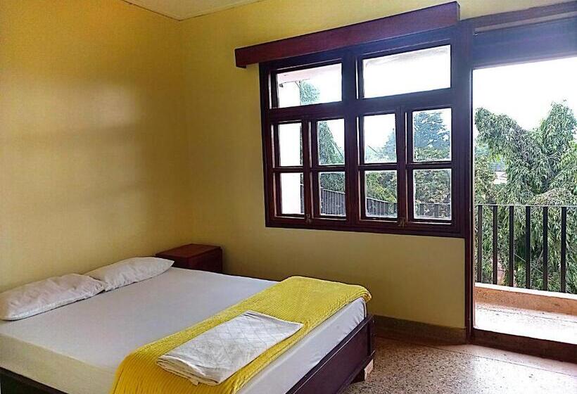 住宿加早餐 Hilton Hil Mountain View