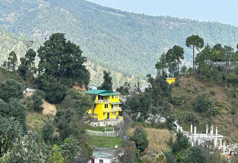 Bed and Breakfast Sukoon Boutique