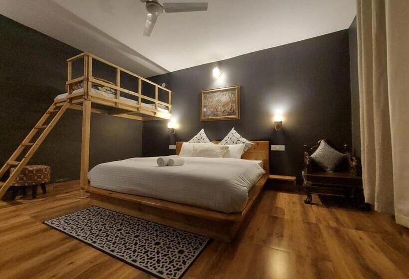 Bed and Breakfast Sukoon Boutique