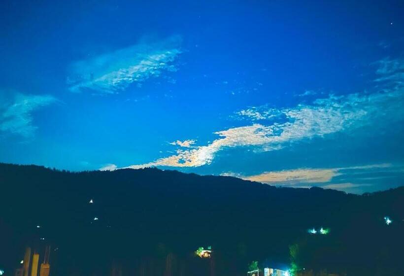 Bed and Breakfast Sukoon Boutique