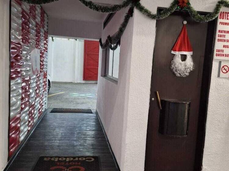 هتل Cordoba