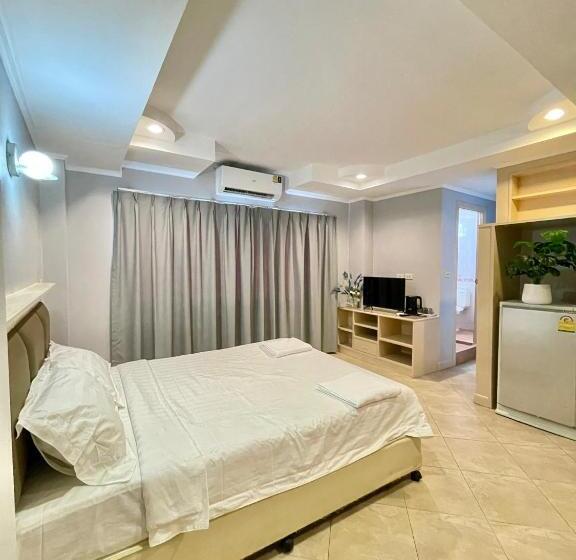 Hotelli Nona Pattaya