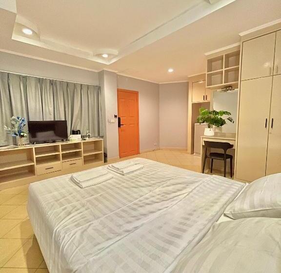 Hotelli Nona Pattaya