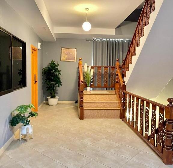 Hotelli Nona Pattaya