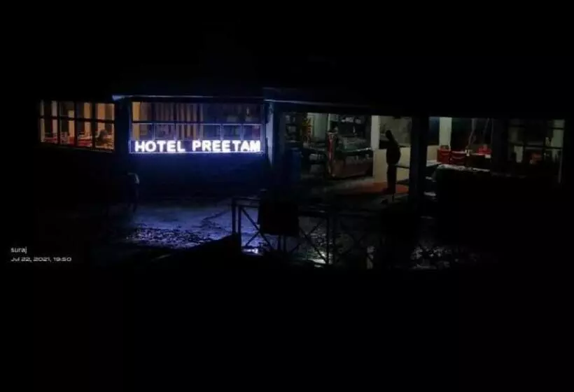 ホテル Preetam Uttarakhand