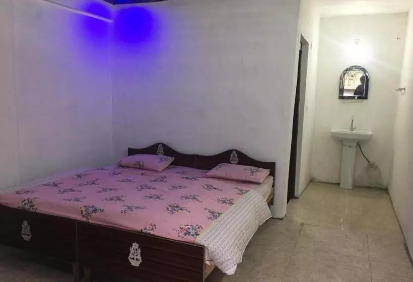 ホテル Preetam Uttarakhand