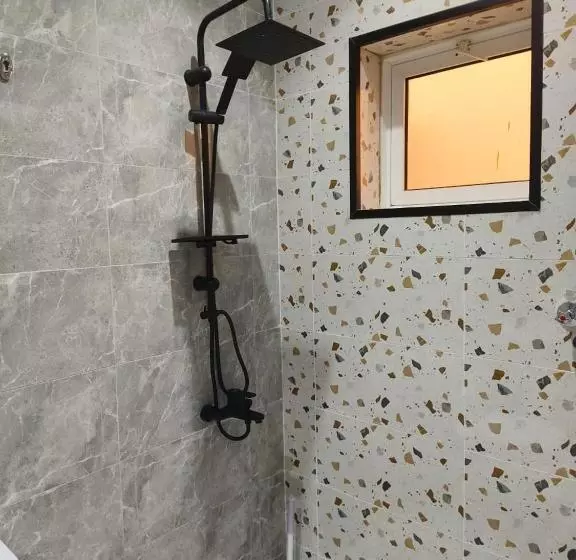 هتل قمة راحتي للشقق المخدومة Qimat Rahaity Serviced Apartments
