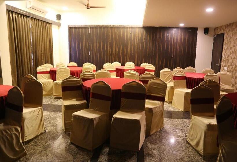 Hotel Suryaansh