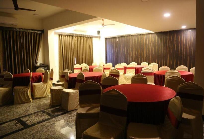 Hotel Suryaansh
