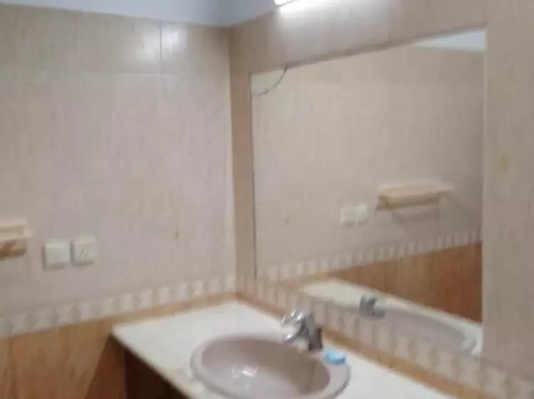 هتل Travel Lodge Clifton