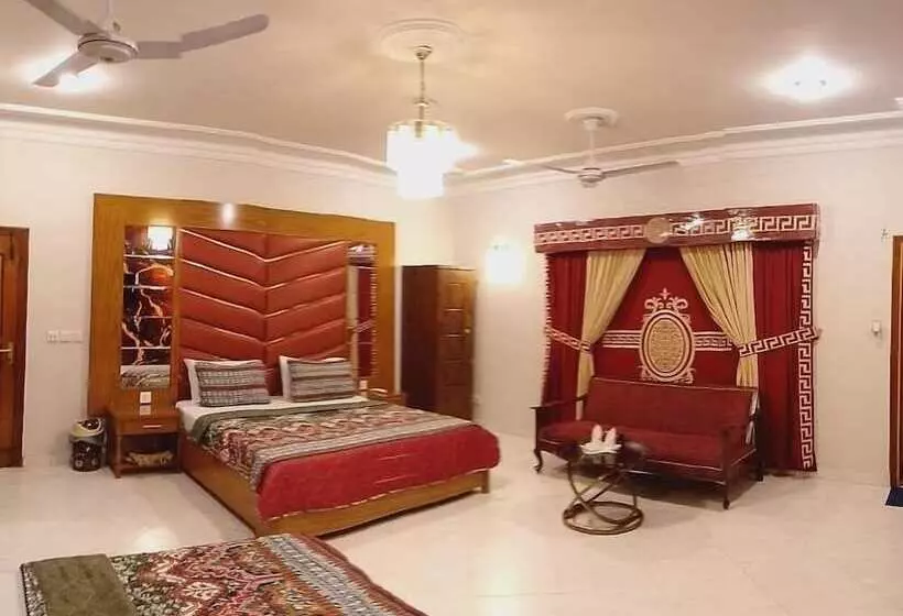 هتل Travel Lodge Clifton