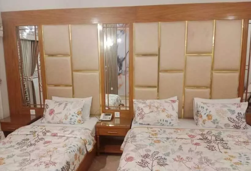 هتل Travel Lodge Clifton