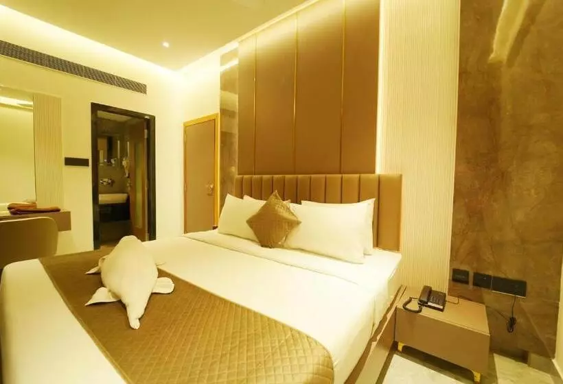 Hotelli Yuvraj Le Royale