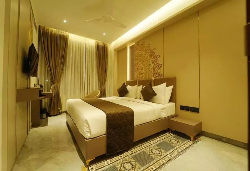 Hotelli Yuvraj Le Royale