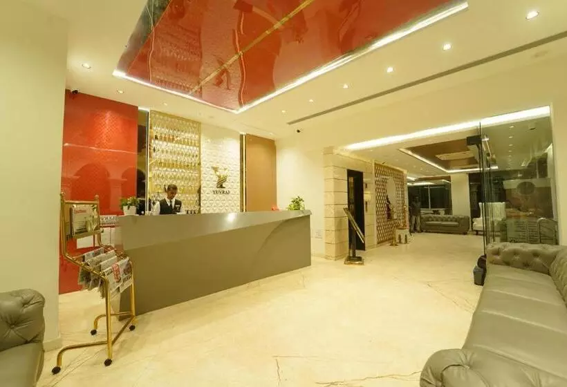 Hotelli Yuvraj Le Royale
