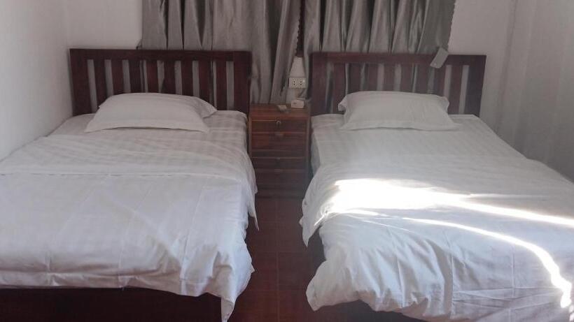 Pensión 阳光客栈