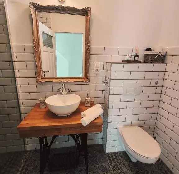 Majatalo Elisoria Superiors