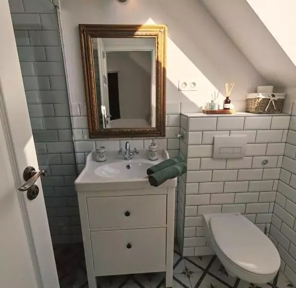 Majatalo Elisoria Superiors