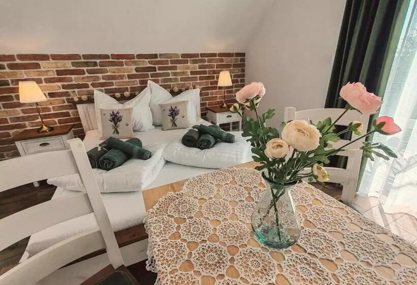 Majatalo Elisoria Superiors