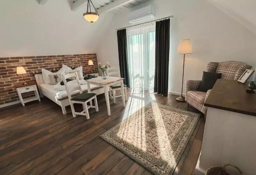 Majatalo Elisoria Superiors