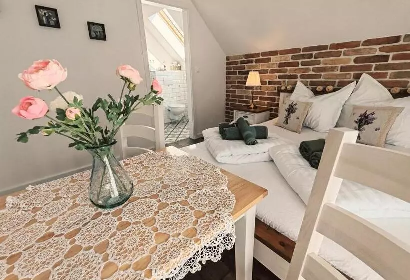 Majatalo Elisoria Superiors