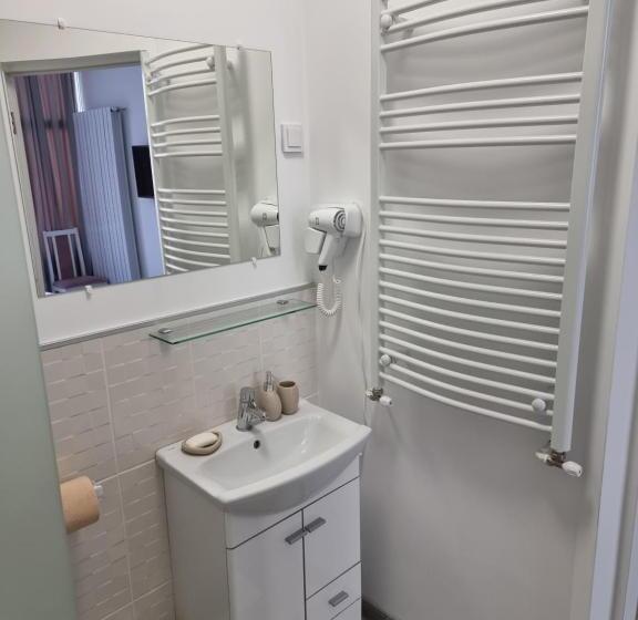 펜션 Gemasoti House