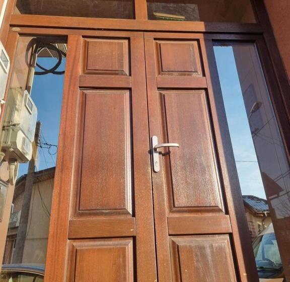 펜션 Gemasoti House