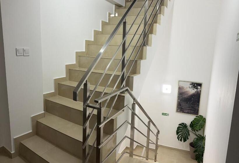 펜션 Gemasoti House