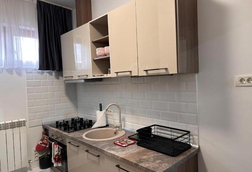 펜션 Gemasoti House