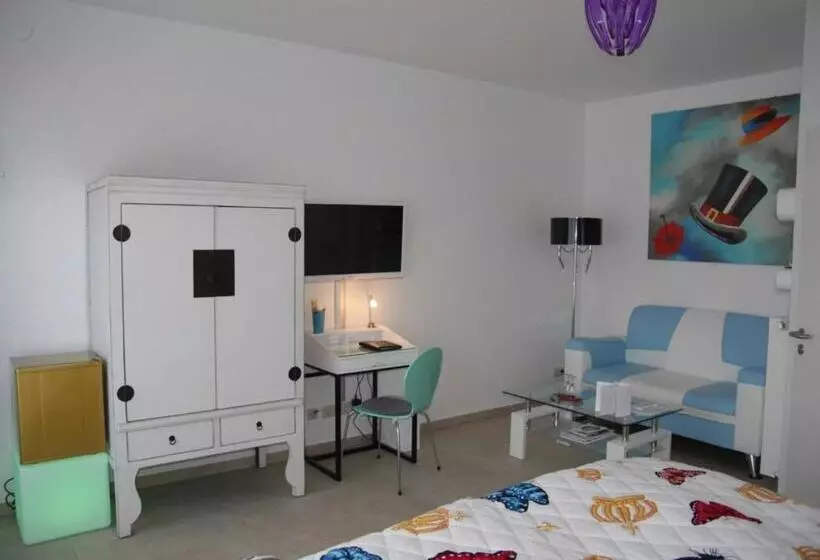 Majatalo Gäste Zimmer Am Elberadweg