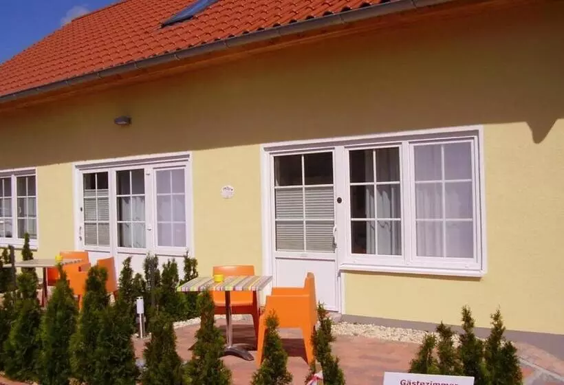 Majatalo Gäste Zimmer Am Elberadweg