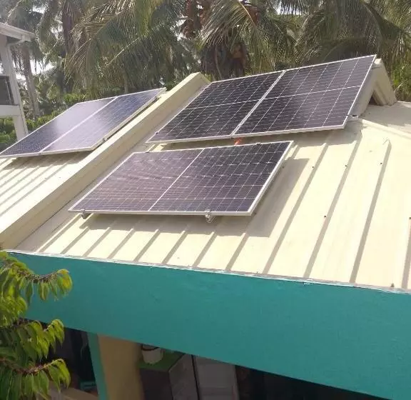 پانسیون Guyangan Homestay Siargao
