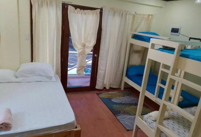 پانسیون Guyangan Homestay Siargao